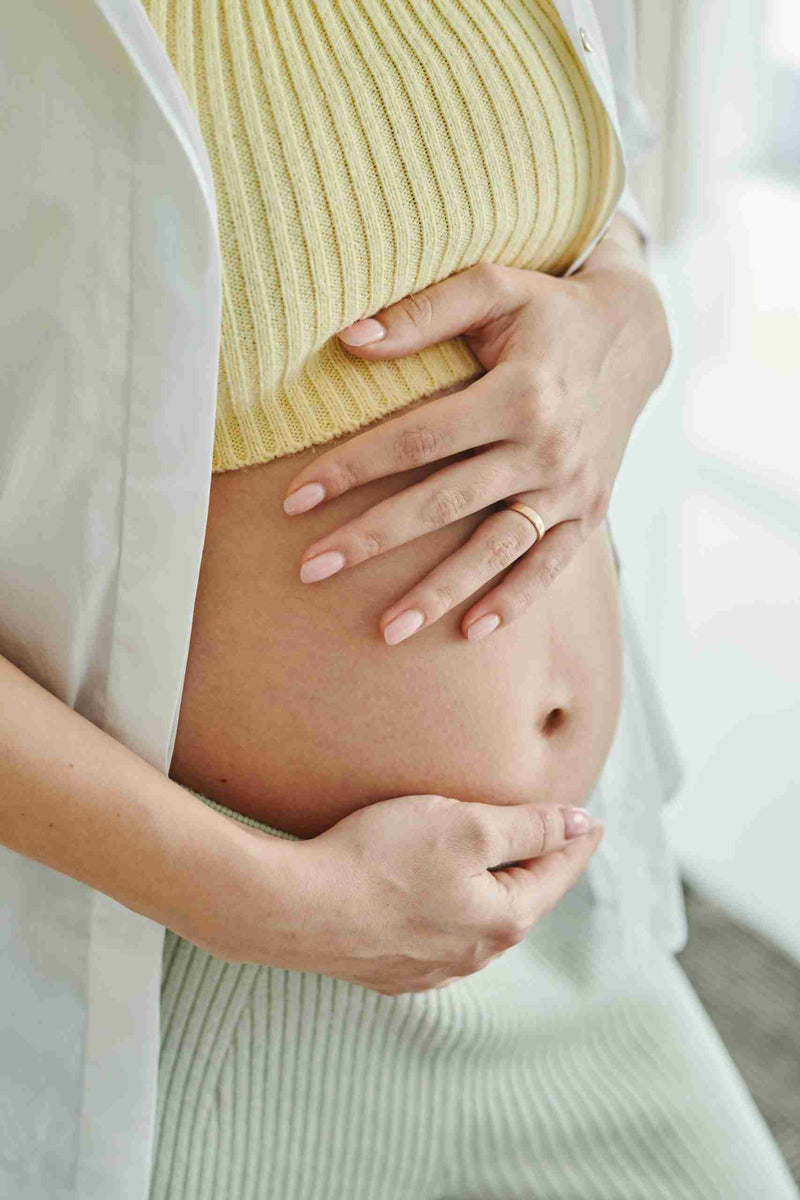Understanding Pregnancy Stretch Marks: Causes and Treatment